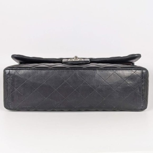 SOLD Chanel Black Maxi Lambskin Classic Flap Bag - Picture 3 of 12